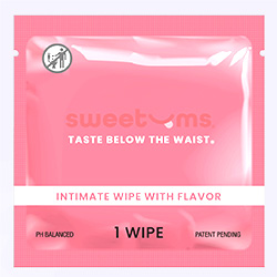 Sweetums flavored wipe cherry - 1 piece