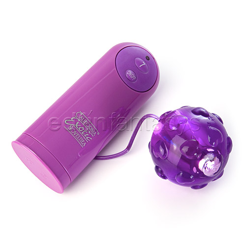 Flirty plush magic ball - egg vibrator review by Ashley