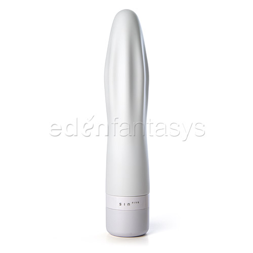 SinFive Vuali silicone - Traditional vibrators | Review by kizzl