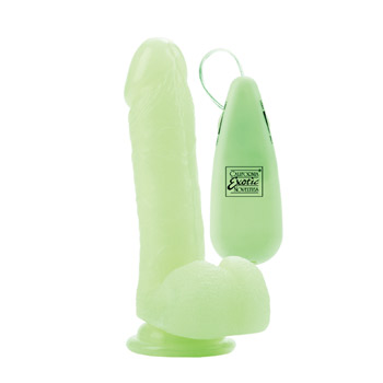 Glow in the dark vibrating 6" emperor - Realistic vibrator