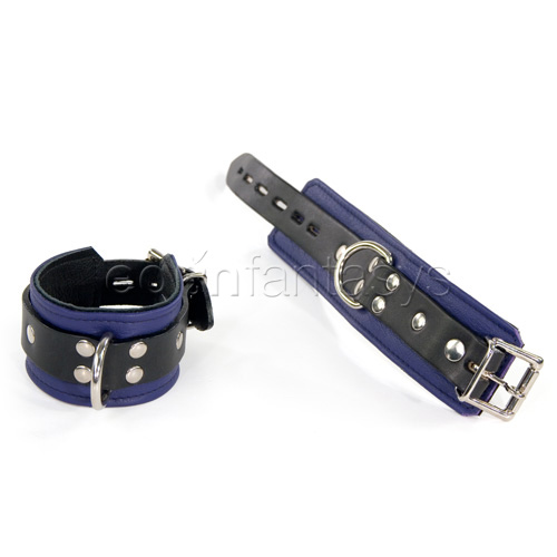 Jaguar cuffs - sex toy