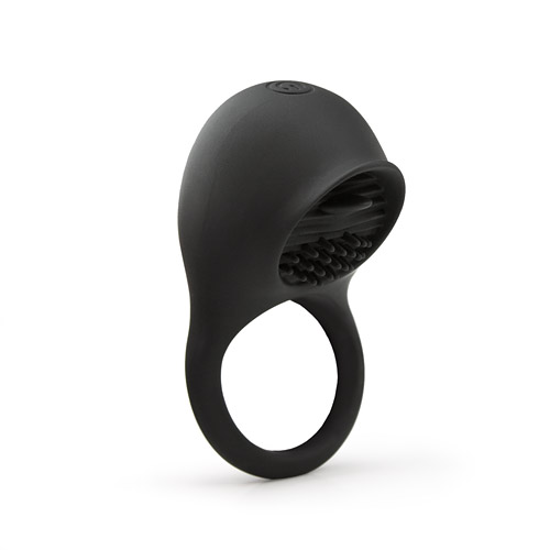 Bisou - rechargeable ring with clit vibrator
