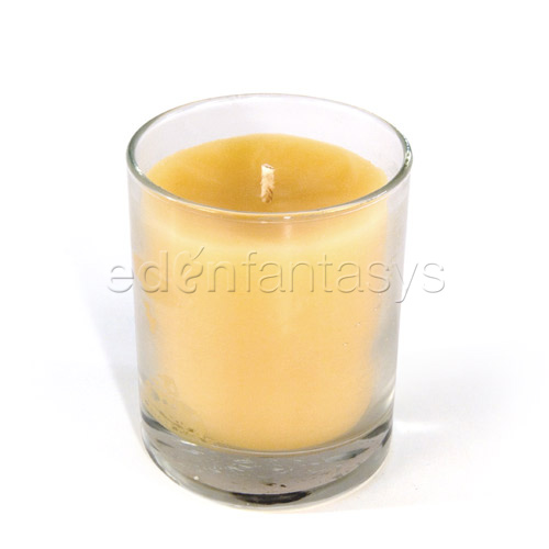 Beeswax aromatherapy candle in a jar