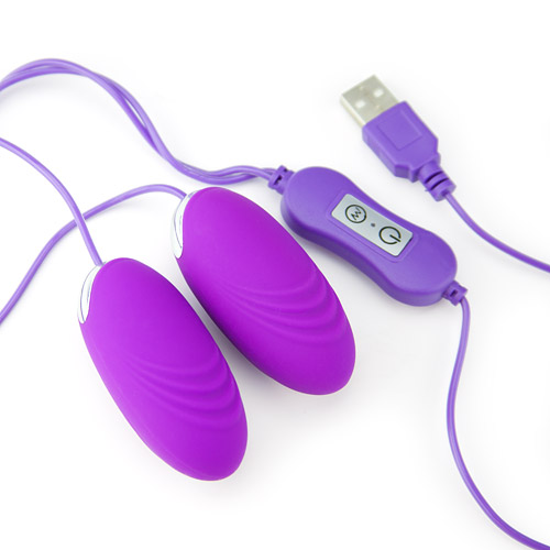 Double pleasure - dual egg vibrator with control