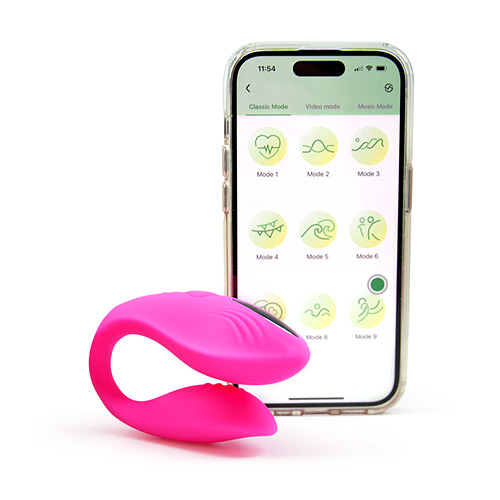 Connection c-shape - app-operated c-shape vibrator for couples