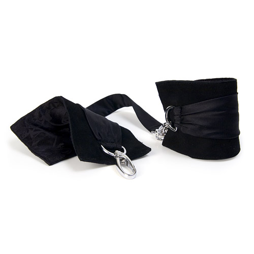 Sutra chainlink cuffs - handcuffs discontinued